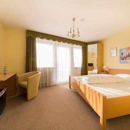 Hotel Simon Gauting Dış mekan fotoğraf