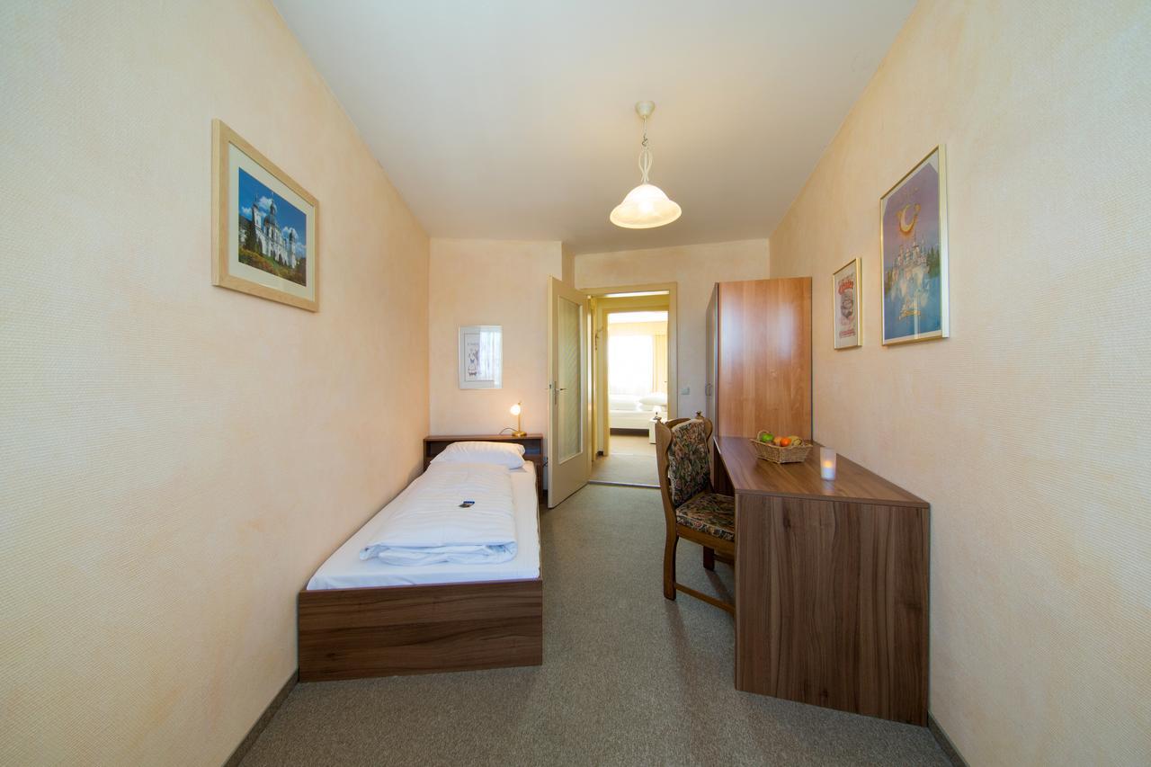Hotel Simon Gauting Dış mekan fotoğraf