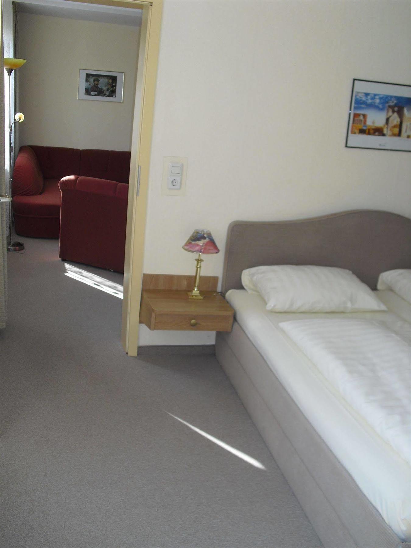 Hotel Simon Gauting Dış mekan fotoğraf