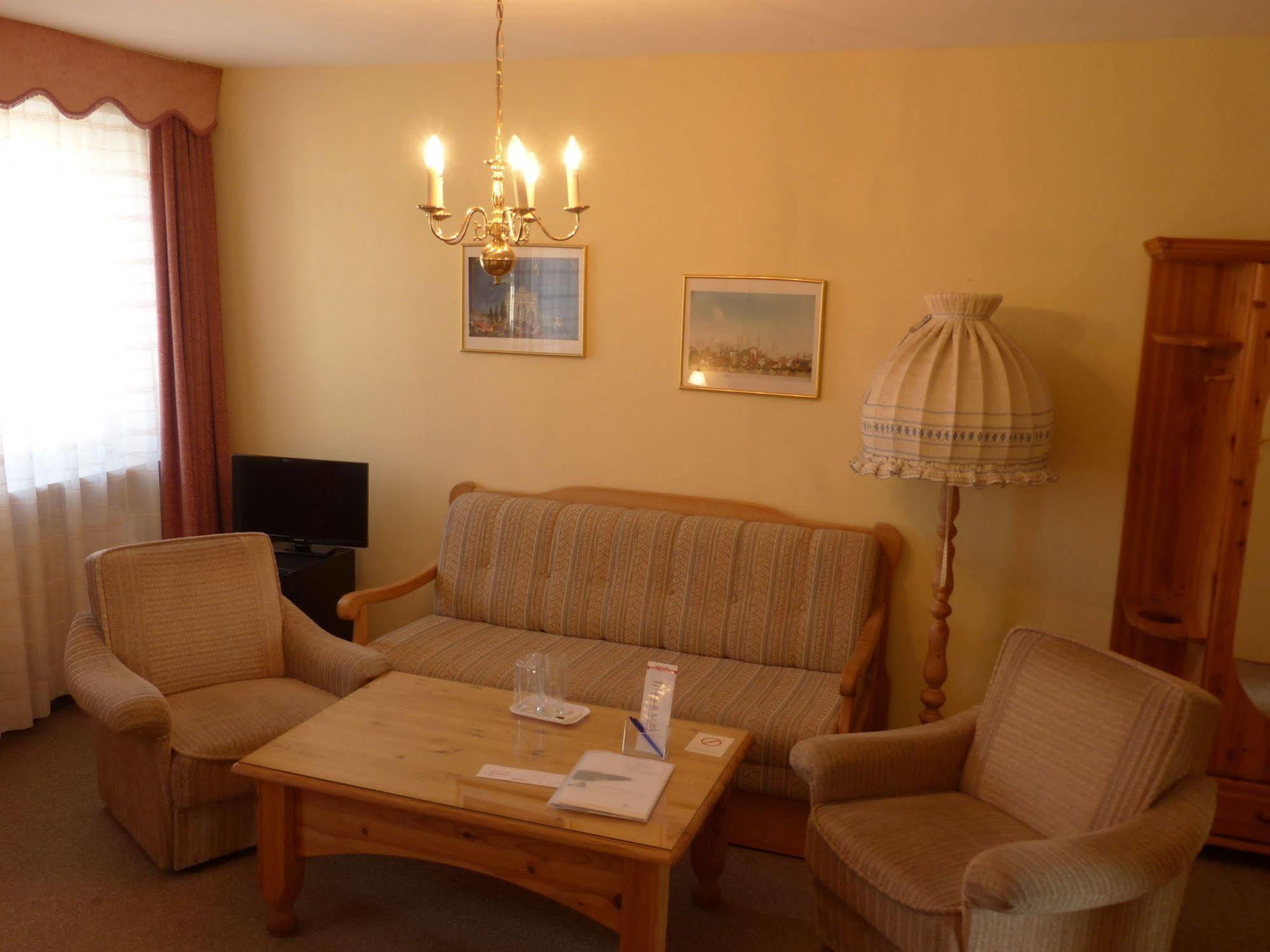 Hotel Simon Gauting Dış mekan fotoğraf