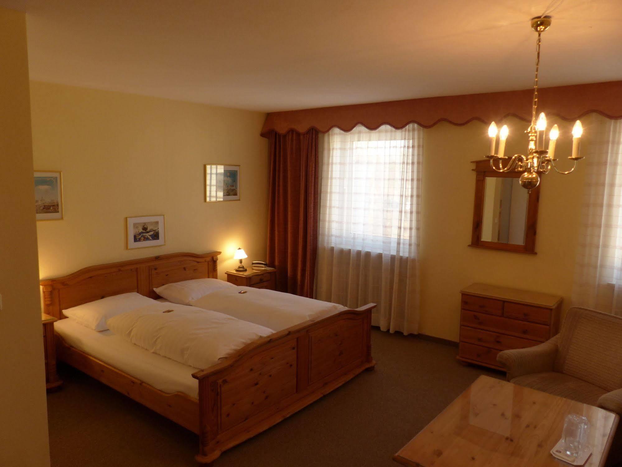 Hotel Simon Gauting Dış mekan fotoğraf