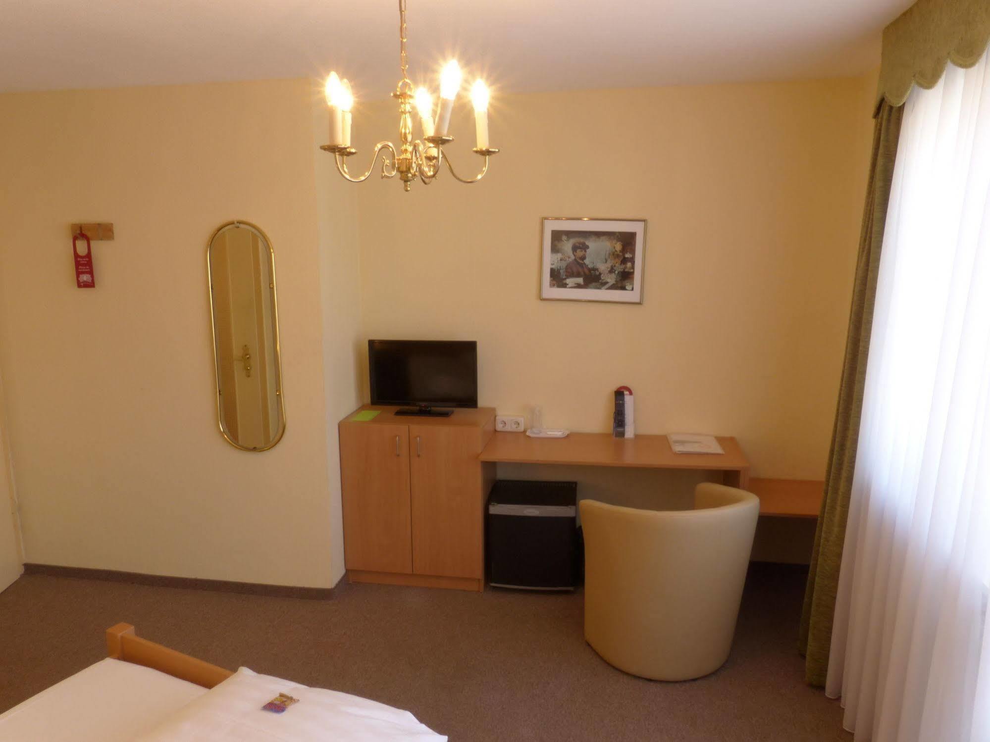 Hotel Simon Gauting Dış mekan fotoğraf